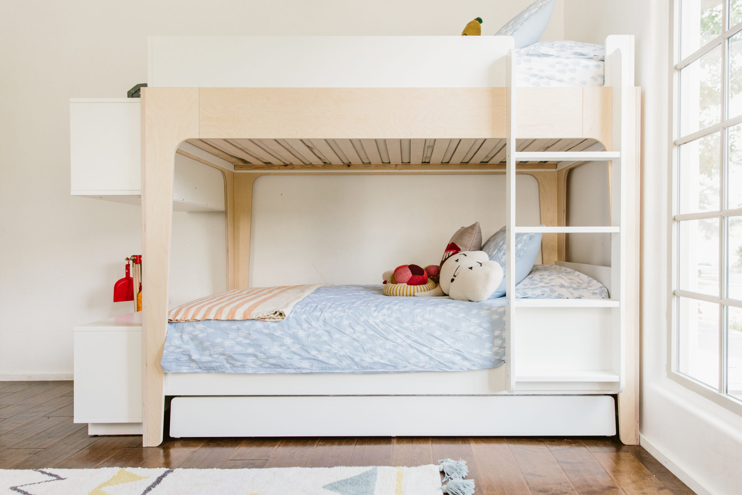 Costa Paolo S Bedroom Makeover, Oeuf Nyc Bunk Bed